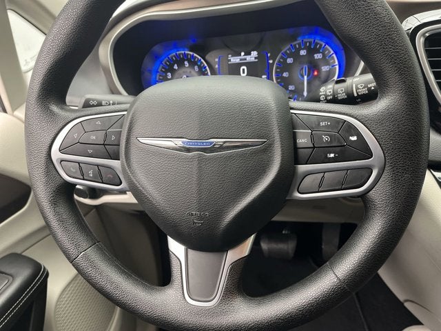 2021 Chrysler Voyager L