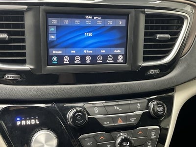 2021 Chrysler Voyager L