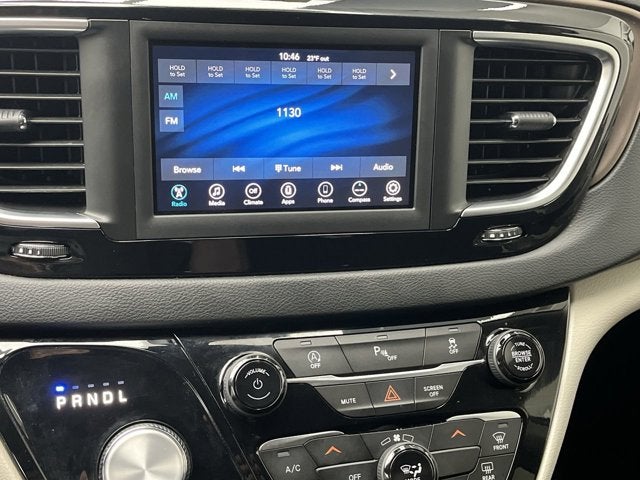 2021 Chrysler Voyager L