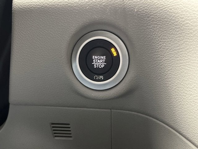 2021 Chrysler Voyager L