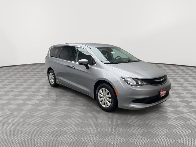 2021 Chrysler Voyager L