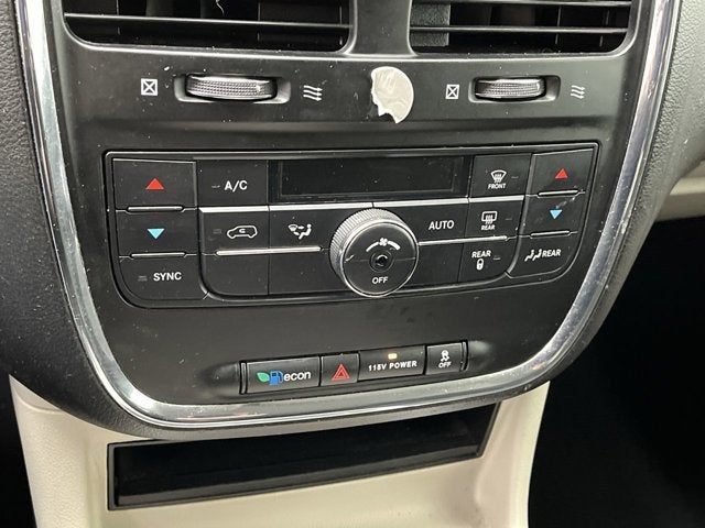 2015 Chrysler Town & Country Touring