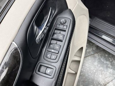 2015 Chrysler Town & Country Touring