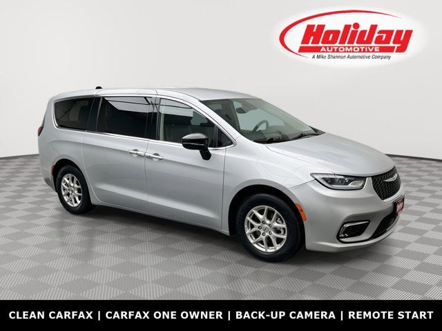 2024 Chrysler Pacifica Touring L