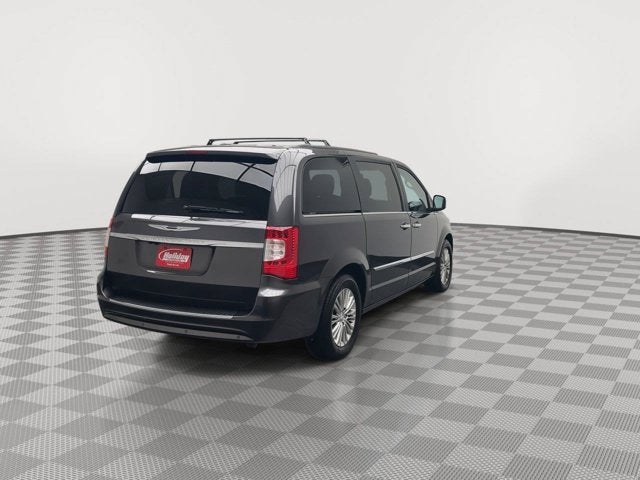 2015 Chrysler Town & Country Touring-L