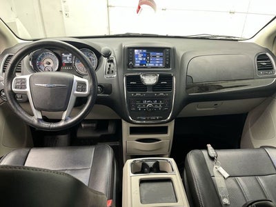 2015 Chrysler Town & Country Touring-L