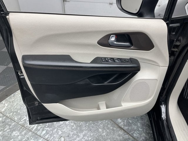 2019 Chrysler Pacifica LX