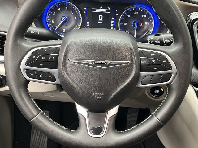 2024 Chrysler Voyager LX