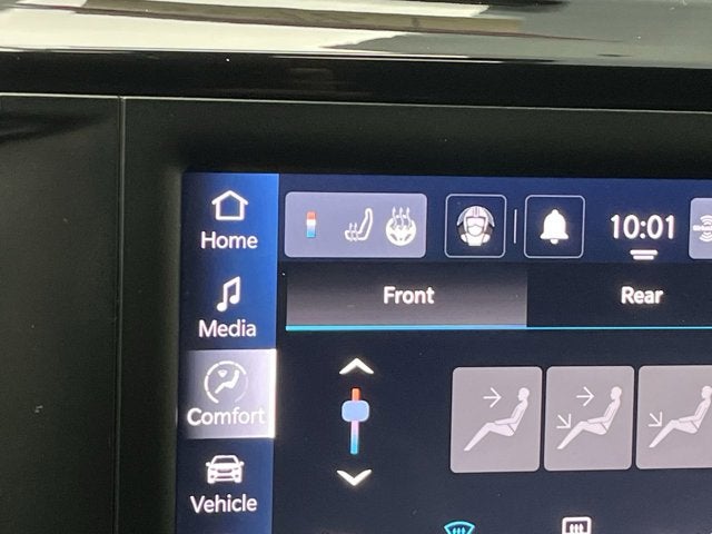 2024 Chrysler Voyager LX