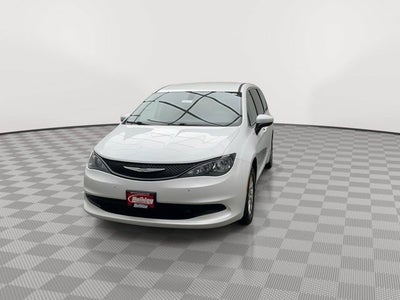 2021 Chrysler Voyager LX