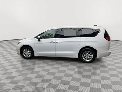 2021 Chrysler Voyager LX