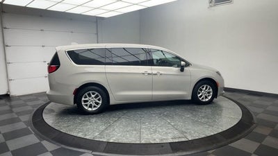 2017 Chrysler Pacifica Touring