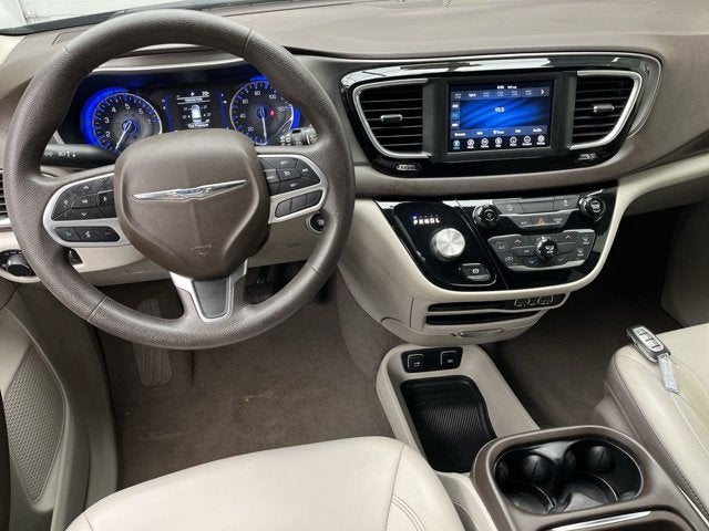 2021 Chrysler Voyager LXI