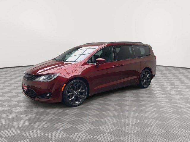 2018 Chrysler Pacifica Touring L Plus