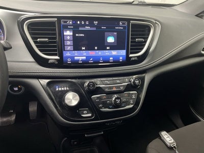 2023 Chrysler Pacifica Touring