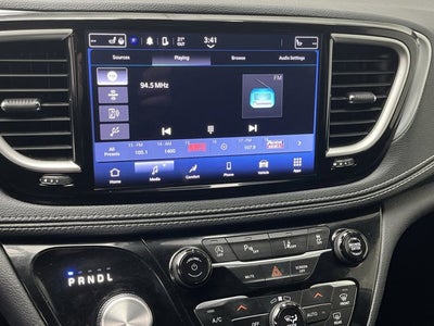 2023 Chrysler Pacifica Touring