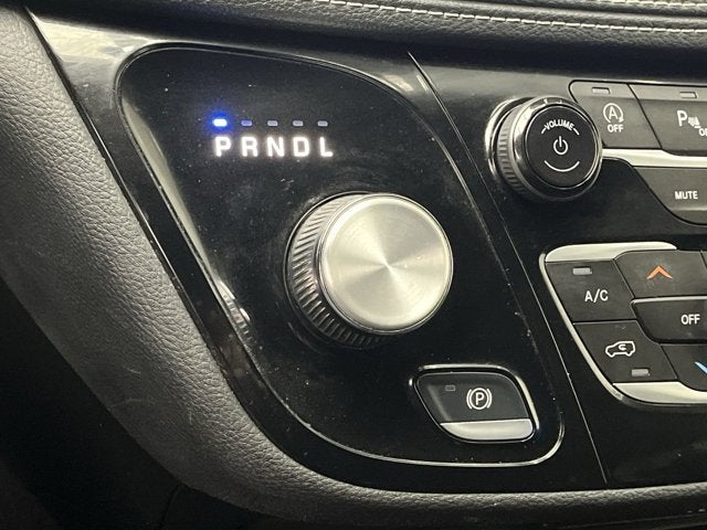 2023 Chrysler Pacifica Touring