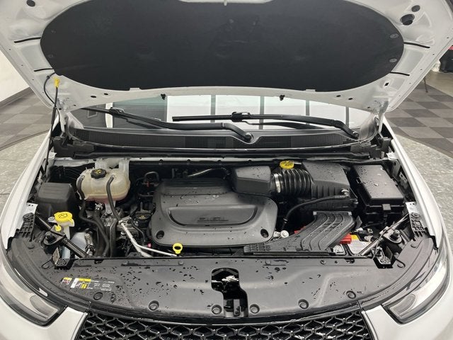 2023 Chrysler Pacifica Touring