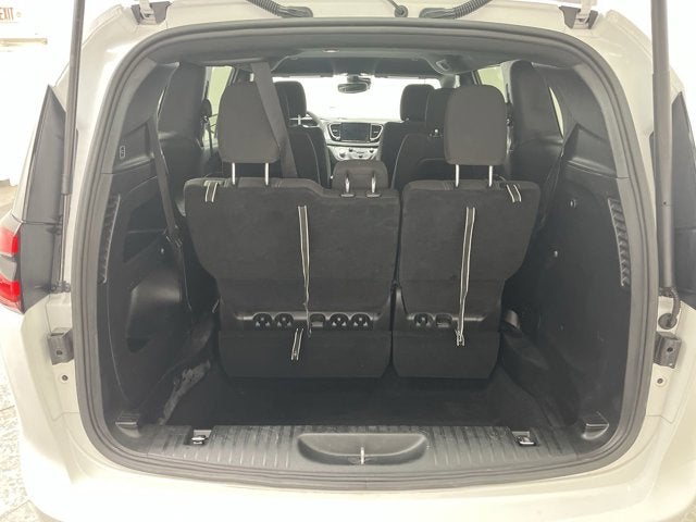 2023 Chrysler Pacifica Touring