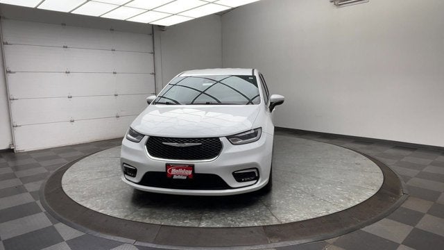 2023 Chrysler Pacifica Touring