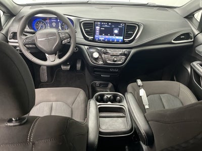 2023 Chrysler Pacifica Touring