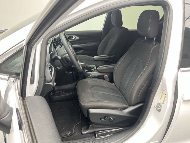 2023 Chrysler Pacifica Touring