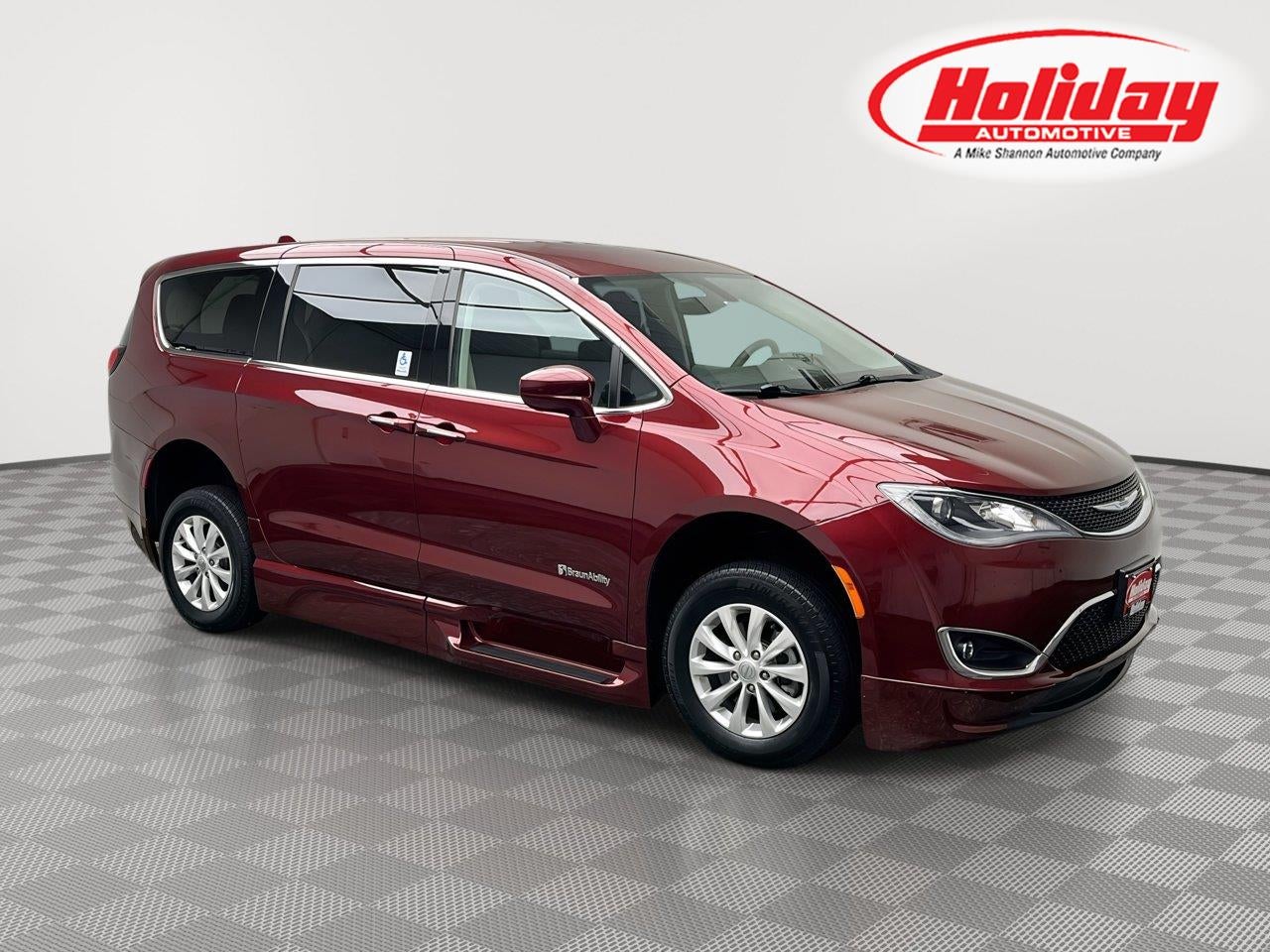 2018 Chrysler Pacifica Touring Plus