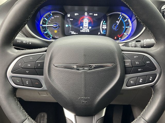 2023 Chrysler Pacifica Hybrid Touring L