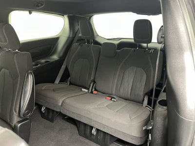 2022 Chrysler Pacifica Touring