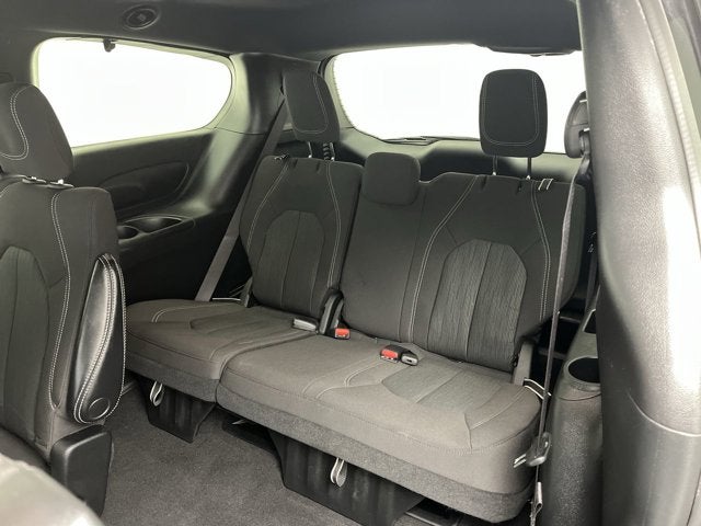 2022 Chrysler Pacifica Touring