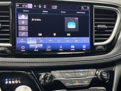 2022 Chrysler Pacifica Touring