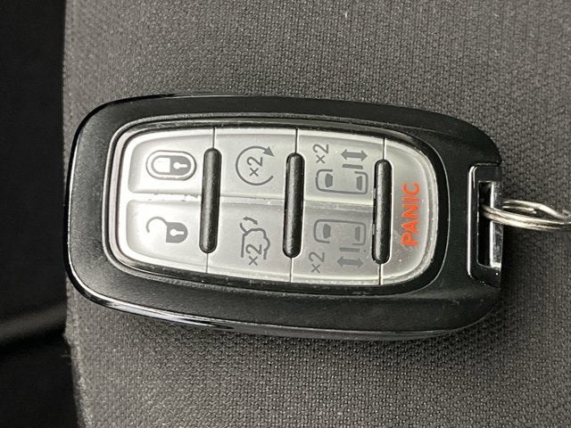 2022 Chrysler Pacifica Touring