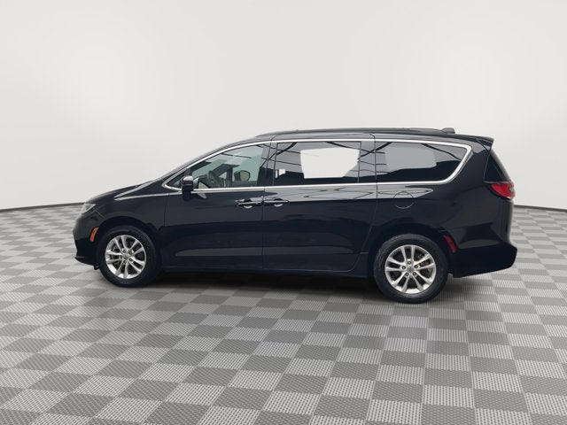 2022 Chrysler Pacifica Touring
