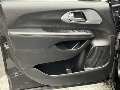 2022 Chrysler Pacifica Touring