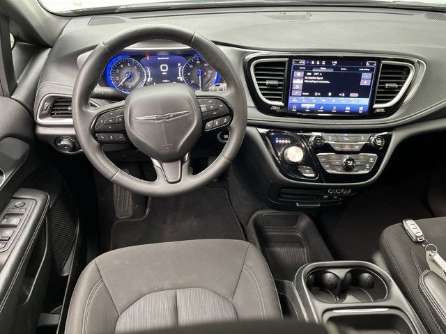 2022 Chrysler Pacifica Touring