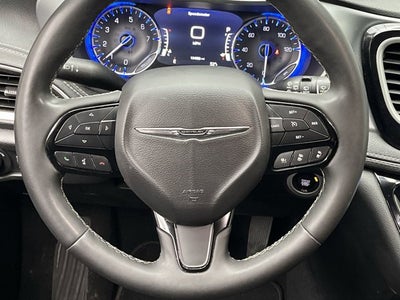 2022 Chrysler Pacifica Touring