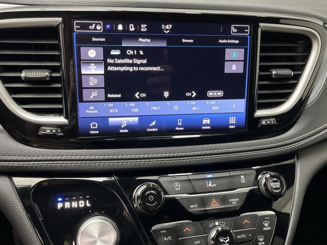 2022 Chrysler Pacifica Touring