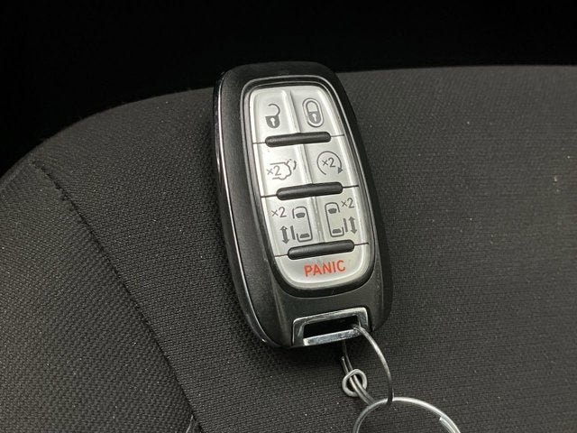 2022 Chrysler Pacifica Touring