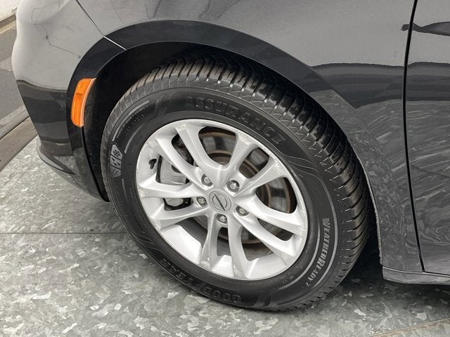 2022 Chrysler Pacifica Touring