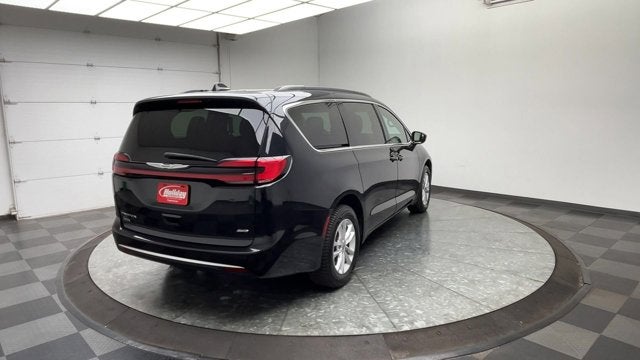 2022 Chrysler Pacifica Touring