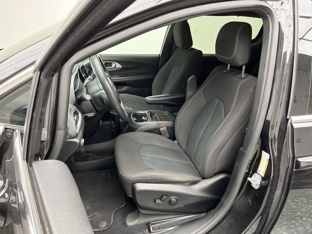 2022 Chrysler Pacifica Touring