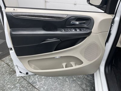 2020 Dodge Grand Caravan SE