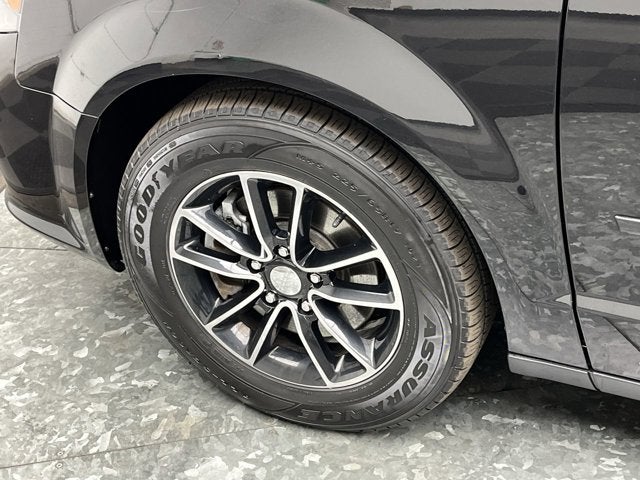 2016 Dodge Grand Caravan R/T