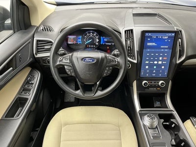 2023 Ford Edge SE
