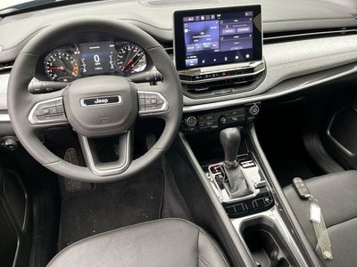 2023 Jeep Compass Latitude Lux