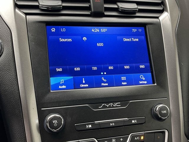 2020 Ford Fusion SE