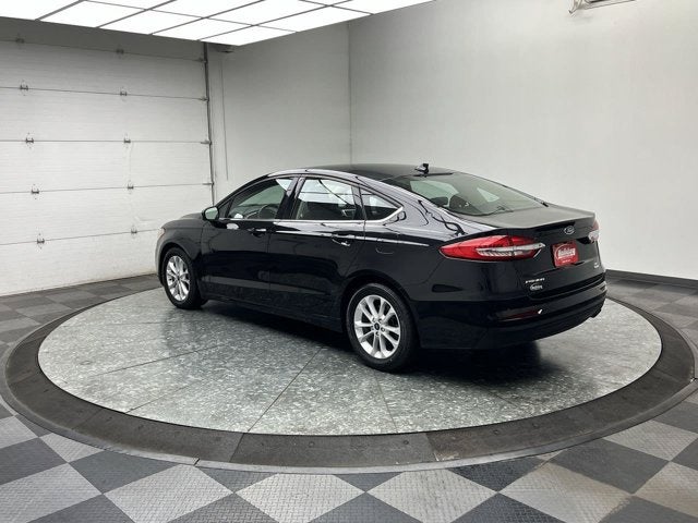 Used 2020 Ford Fusion SE with VIN 3FA6P0HD6LR215146 for sale in Fond du Lac, WI