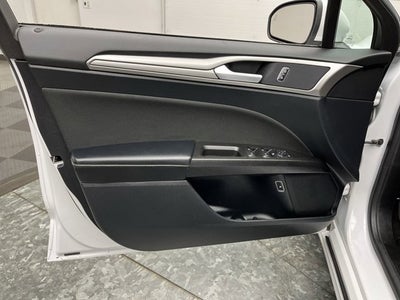 2019 Ford Fusion Hybrid SE