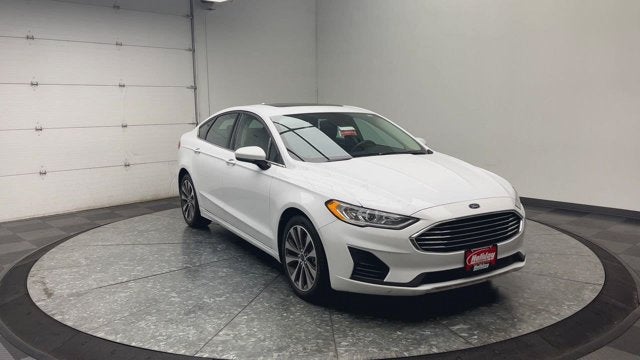 2020 Ford Fusion SE