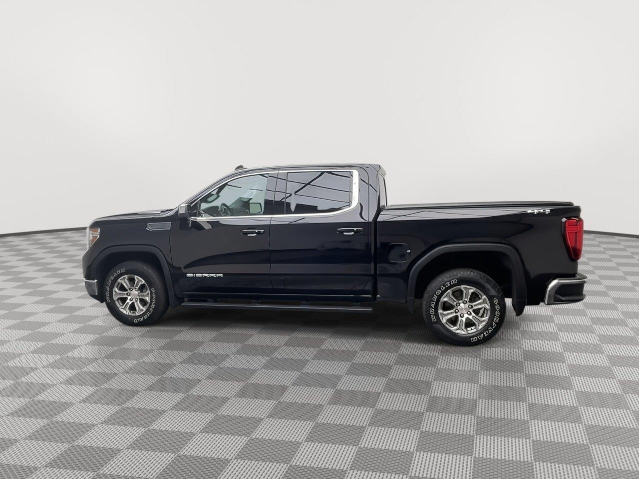 2020 GMC SIERRA 1500 4WD CREW CAB 147 SLE